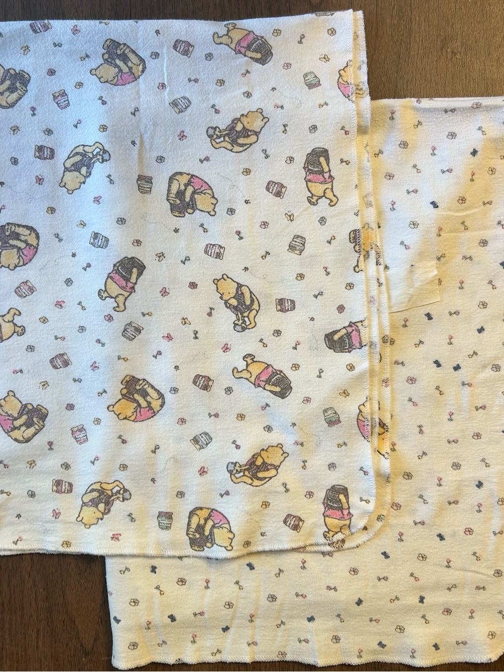 Vintage Disney Classic Winnie the Pooh Nursery receiving Blanket 28x35 Lot Of 2